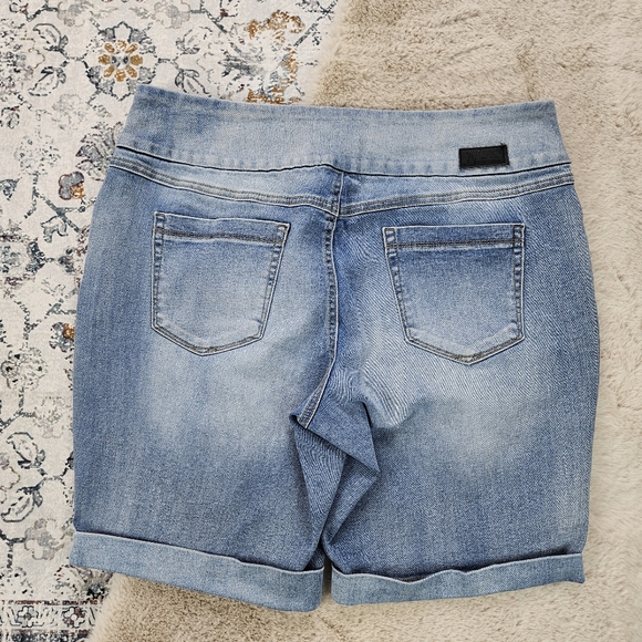 Natural Reflections Pull On Shorts Women Plus Size 16 - Picture 6 of 6